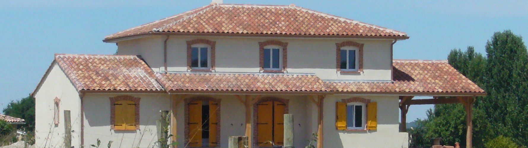 grande maison individuelle traditionnelle à étage et terrasse couverte - réalisation 15 Alain Ghigo
