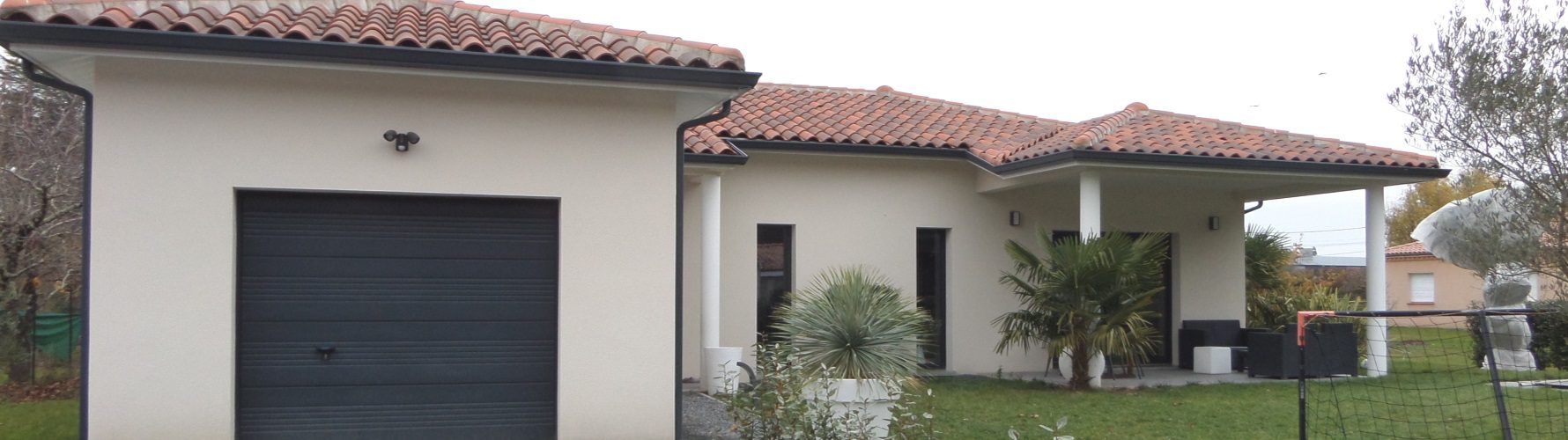 grande maison individuelle de plain pied et terrasse couverte - réalisation 55 Alain Ghigo